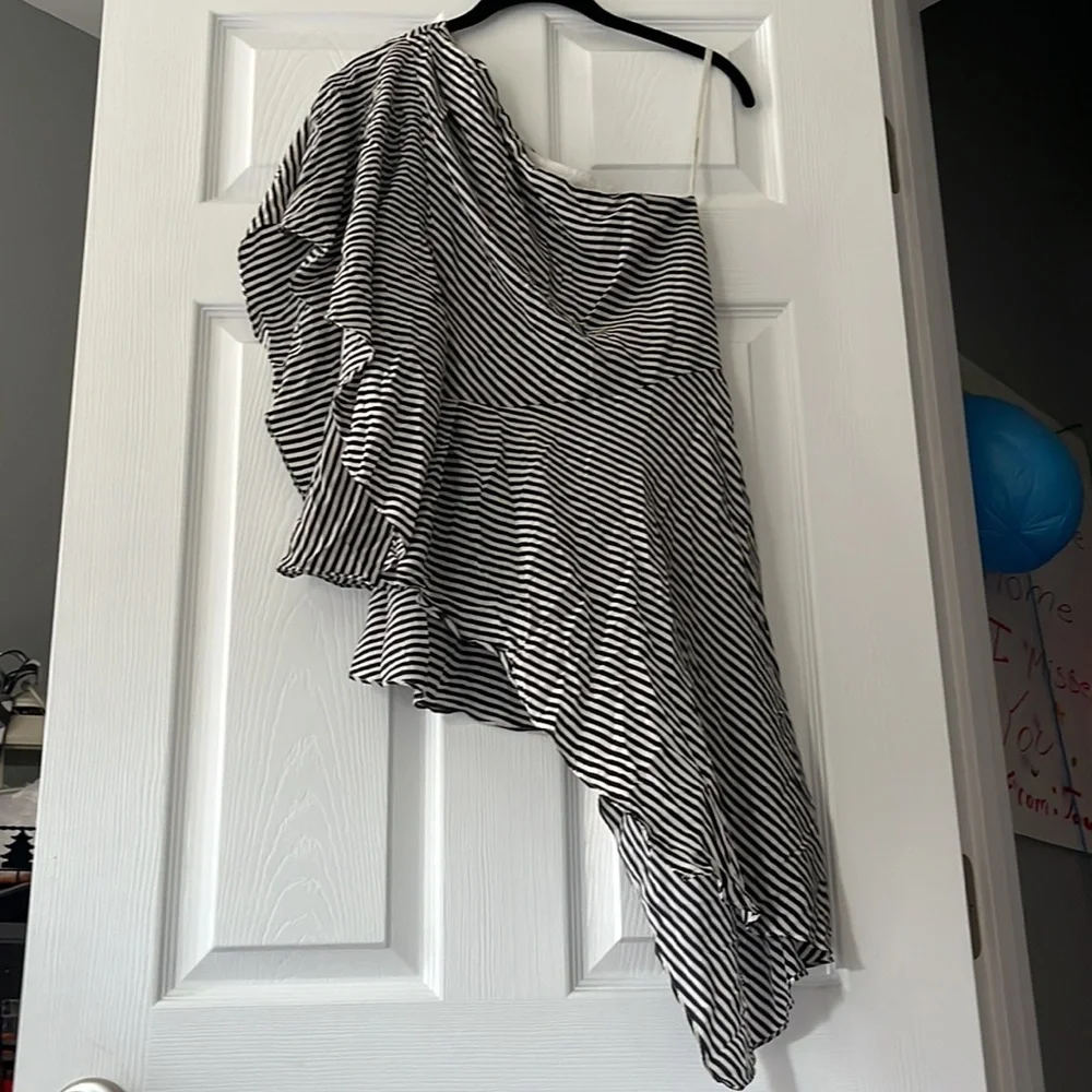 Halston Silk One Shoulder Top - Picture 5 of 16